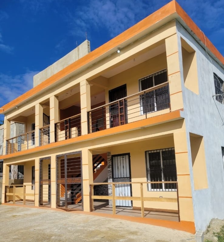 Fachada de edificio moderno